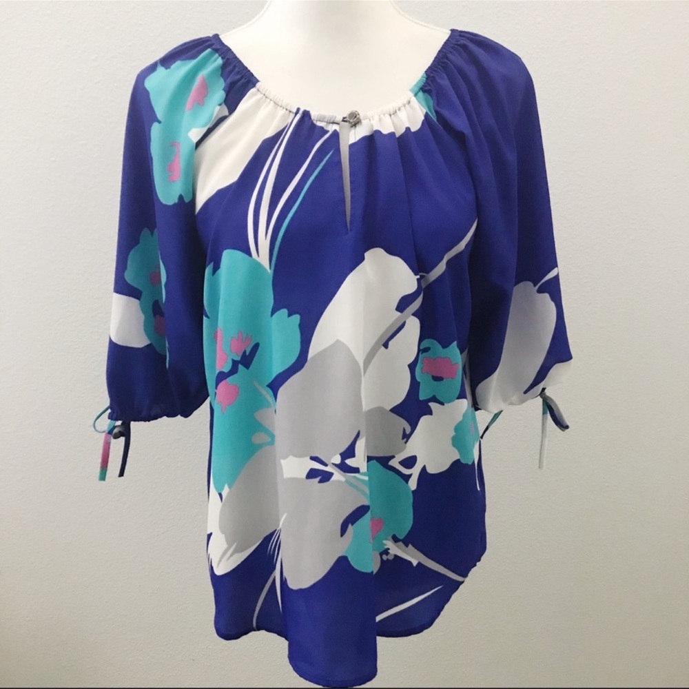 Yumi Kim Floral Keyhole Blouse